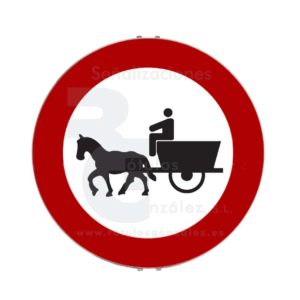 Señal de Código de Acero (R-113) Entrada prohibida a vehículos de tracción animal