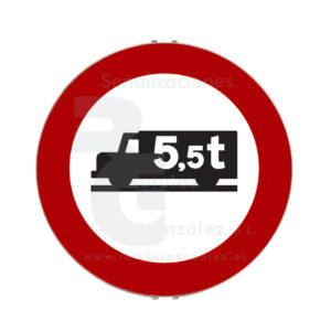 Señal de Código de Acero (R-107) Entrada prohibida a vehículos destinados al transporte de mercancías con mayor peso autorizado que el indicado