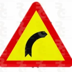 TP-13a · Curva peligrosa hacia la derecha