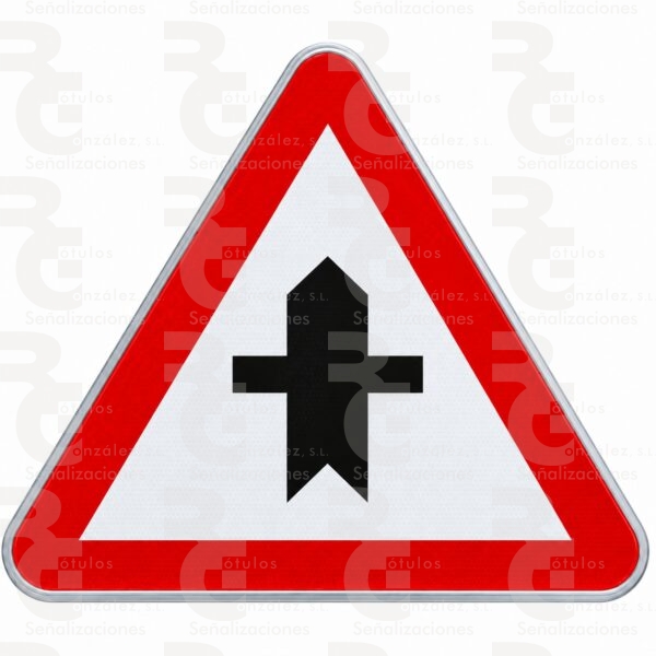 Señal P-1 de intersección con prioridad en aluminio CE de doble pliegue, vista frontal.