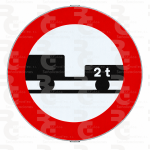 R-112 · Entrada prohibida a vehículos de motor con remolque · Acero MOPU CE
